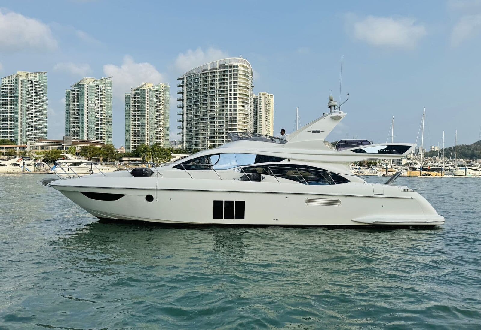 2011 Azimut 58 Fly — фото 1