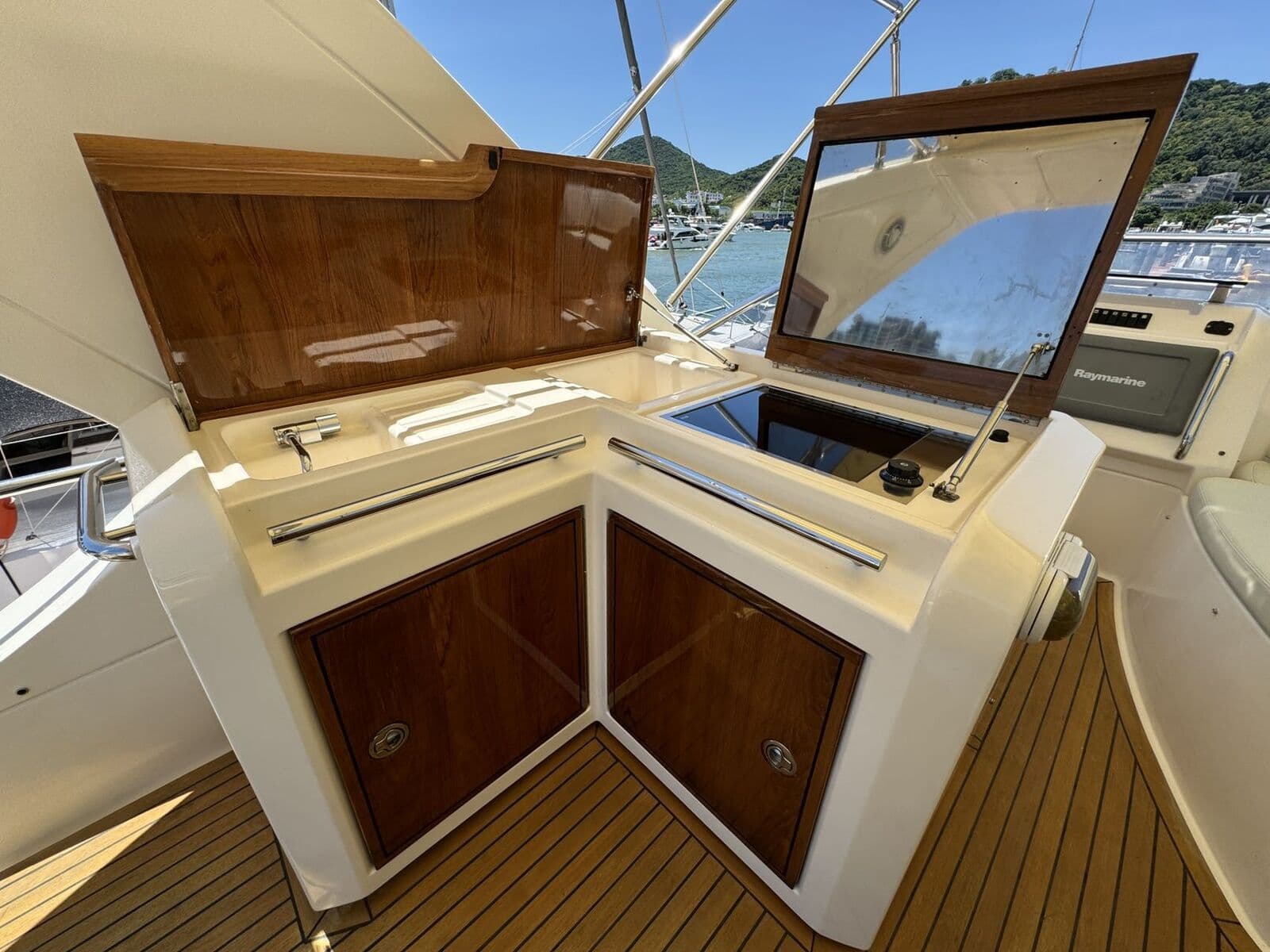 2011 Azimut 58 Fly — фото 21