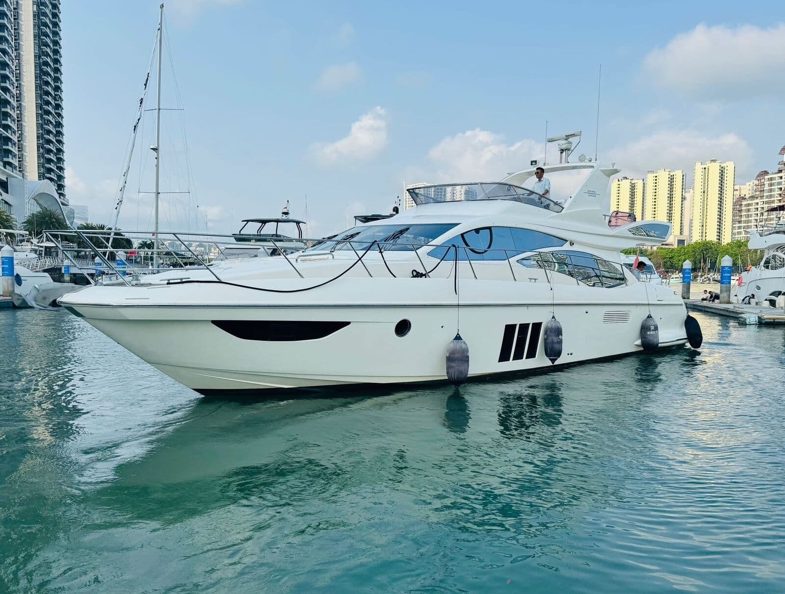 2011 Azimut 58 Fly — фото 3