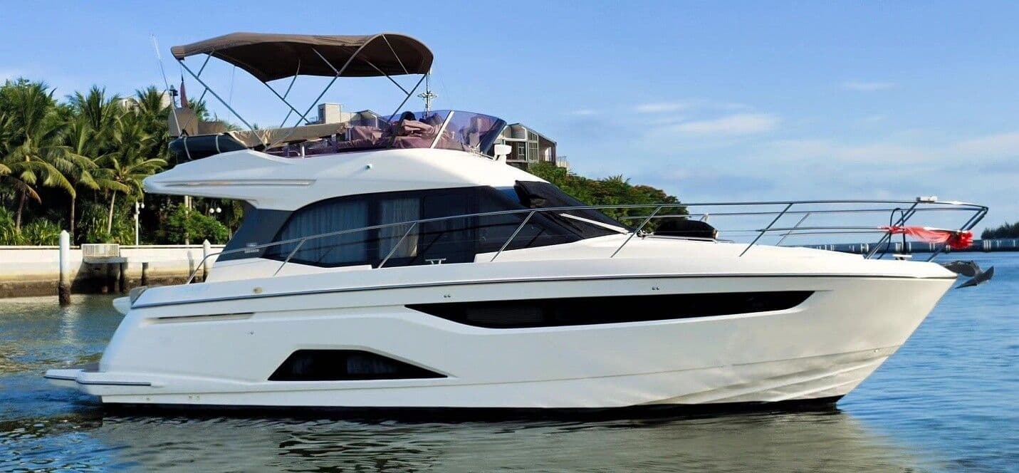 2018 Bavaria R40 Fly — фото 1