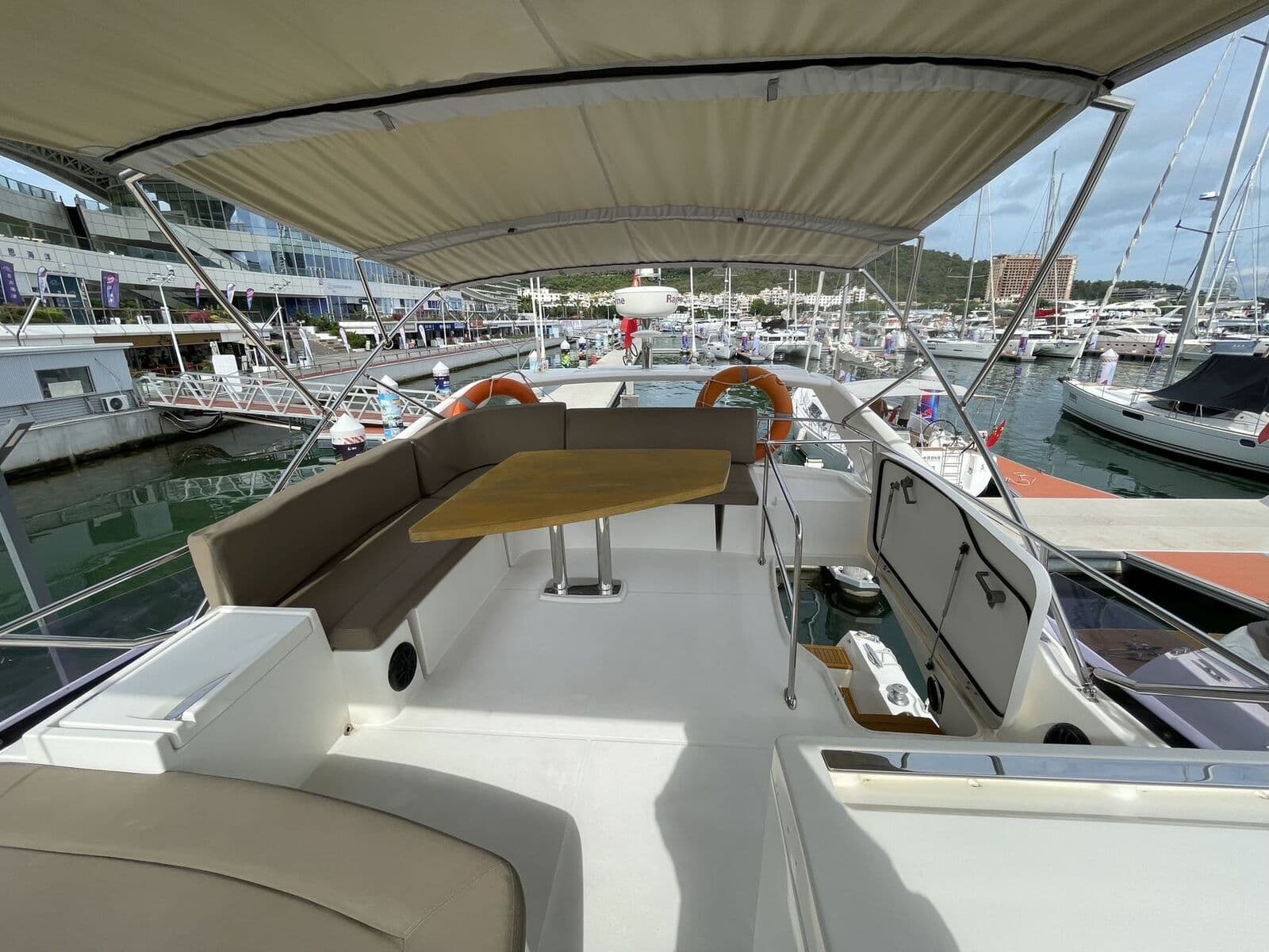 2011 Prestige 500 Flybridge — фото 15
